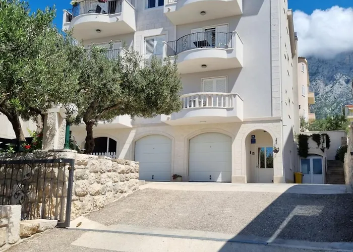 Apartments Tomas