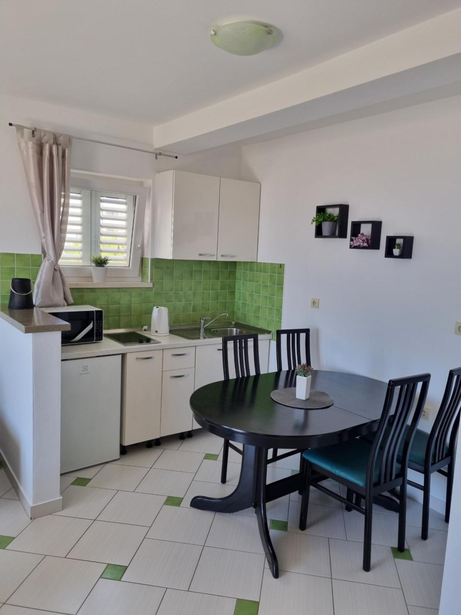 Tomas Apartmán
